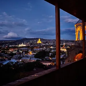https://betlemi-teracce.alltbilisihotels.com